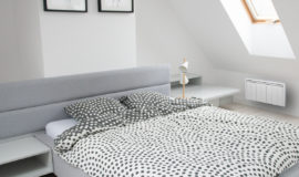 radiateur a inertie plinthe 900w blanc aterno