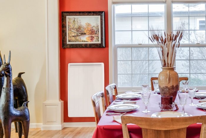 radiateur electrique petit format dans un salon