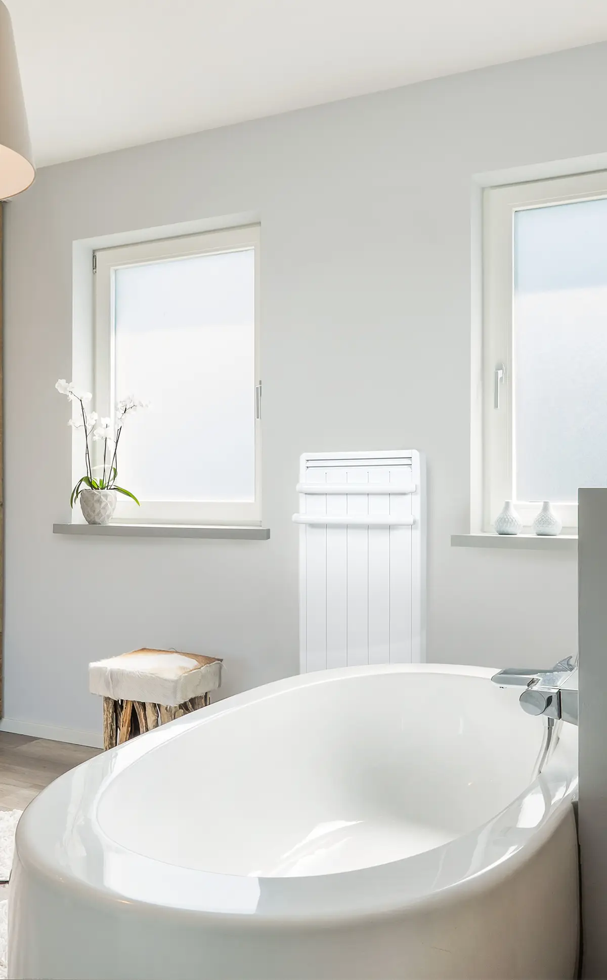 Radiateur sèche-serviette à inertie Aterno