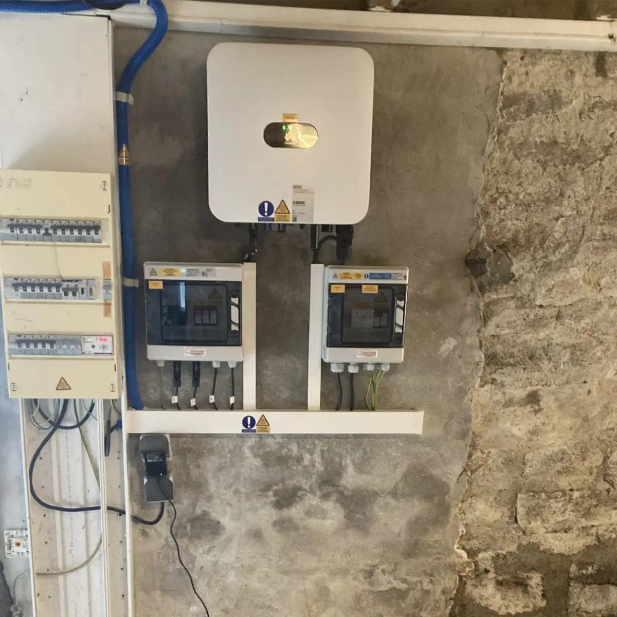 Onduleur central hybride.