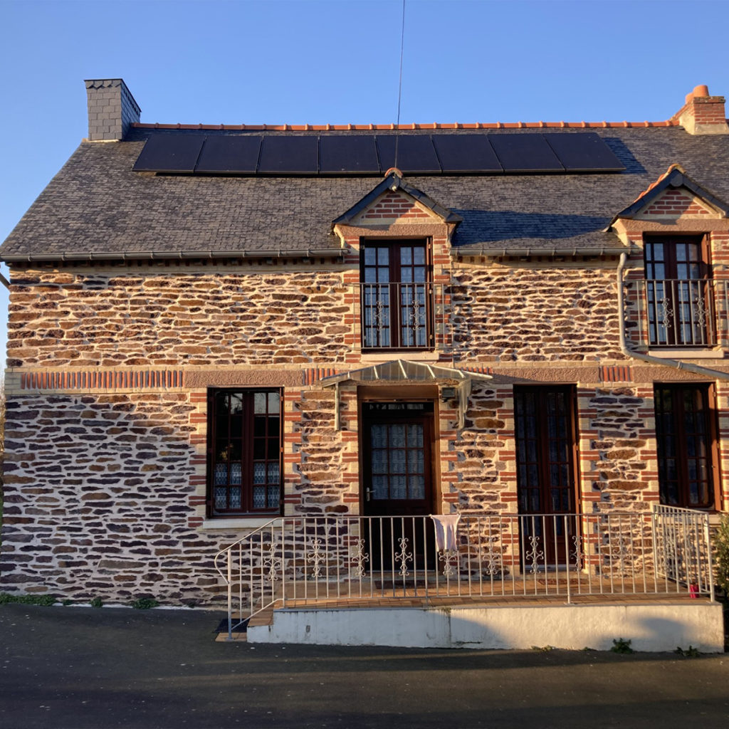 installation solaire sur toiture a mauron - aterno