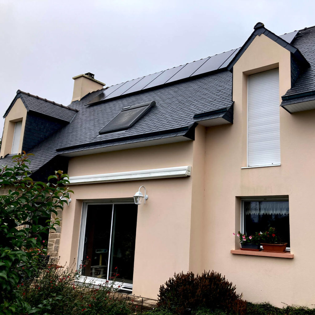 installation solaire photovoltaique sur toiture dans le finistere - aterno