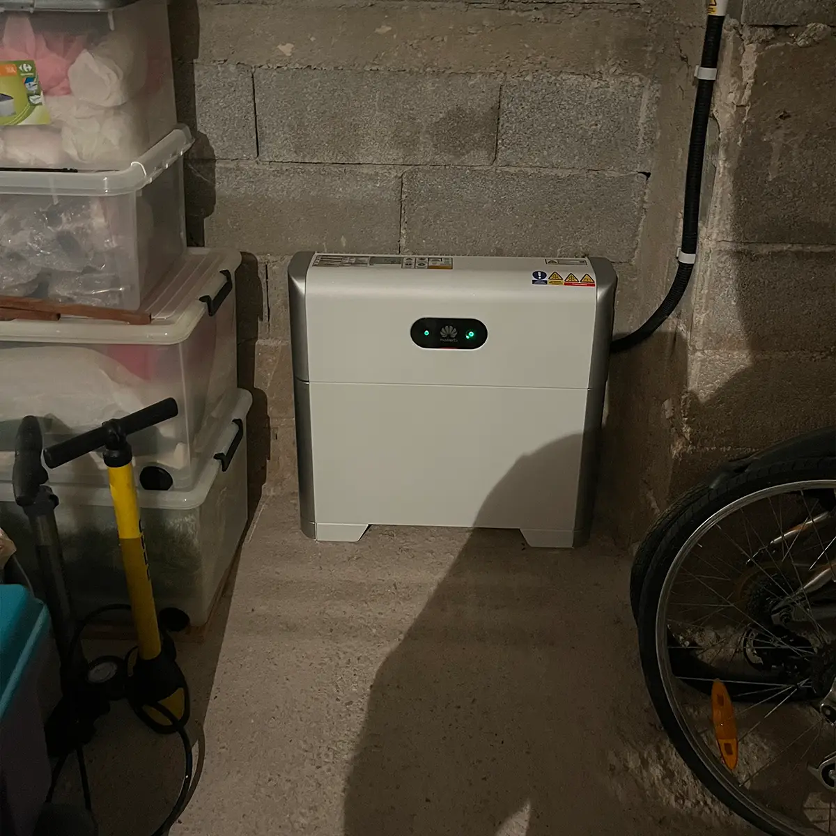 Une batterie de stockage de 5 kW.