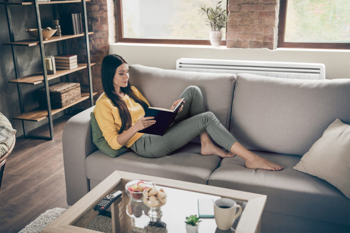salon femme canape radiateur a inertie aterno